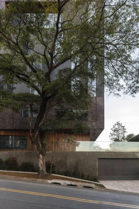 Apt. Inteiro Recem-reformado - Vila Madalena * São Paulo